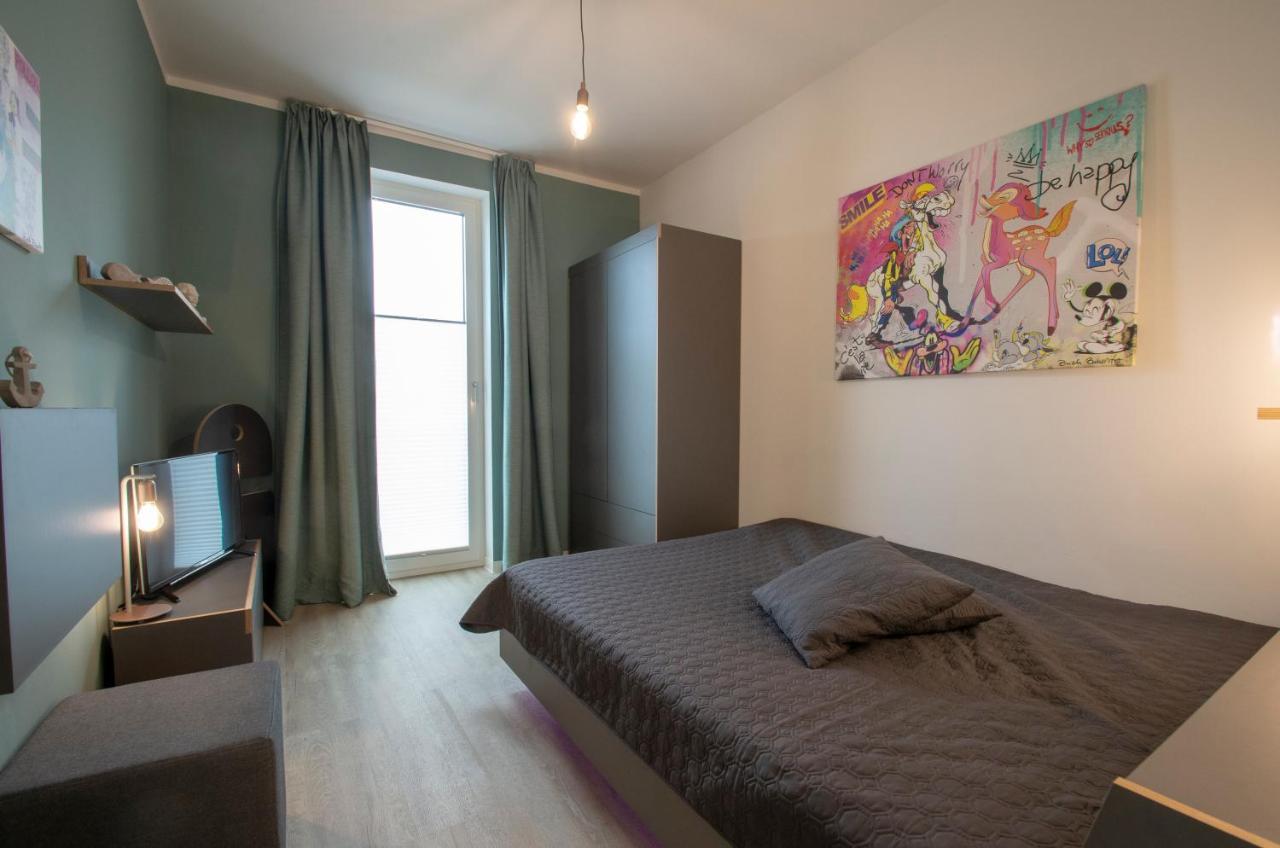 Albert-inn-glowe: Barrier-free Retreat With Coworking & Sauna Apartment *